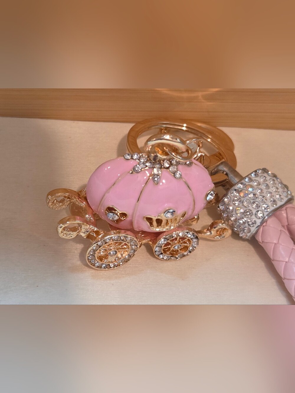 👑 NEW Pink Rhinestone Cinderella Princess Carriage Keychain Purse Charm 👑 - Picture 9 of 12